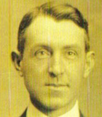 Harvey_Walls_abt_1916